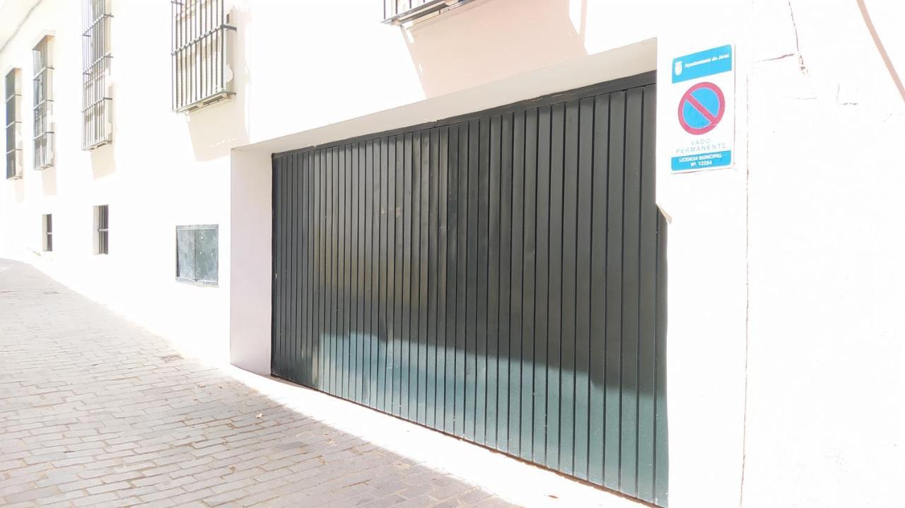 Sherryflat Claveles - Parking Jerez de la Frontera Exterior foto
